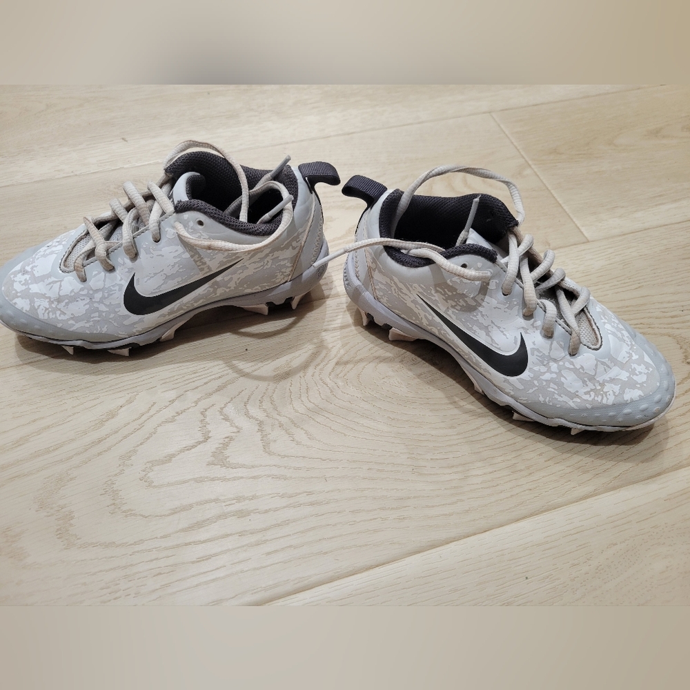 Nike Boys soccer cleats